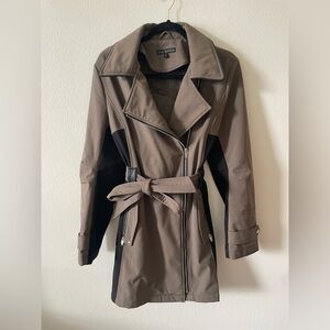 Via spiga tan or dark brown trench coat with black lining